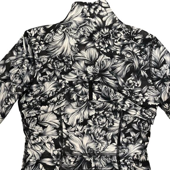 Lululemon Luxtreme Define Jacket Night Garden Ice Floral Women's 4 Black Gray - Picture 12 of 16
